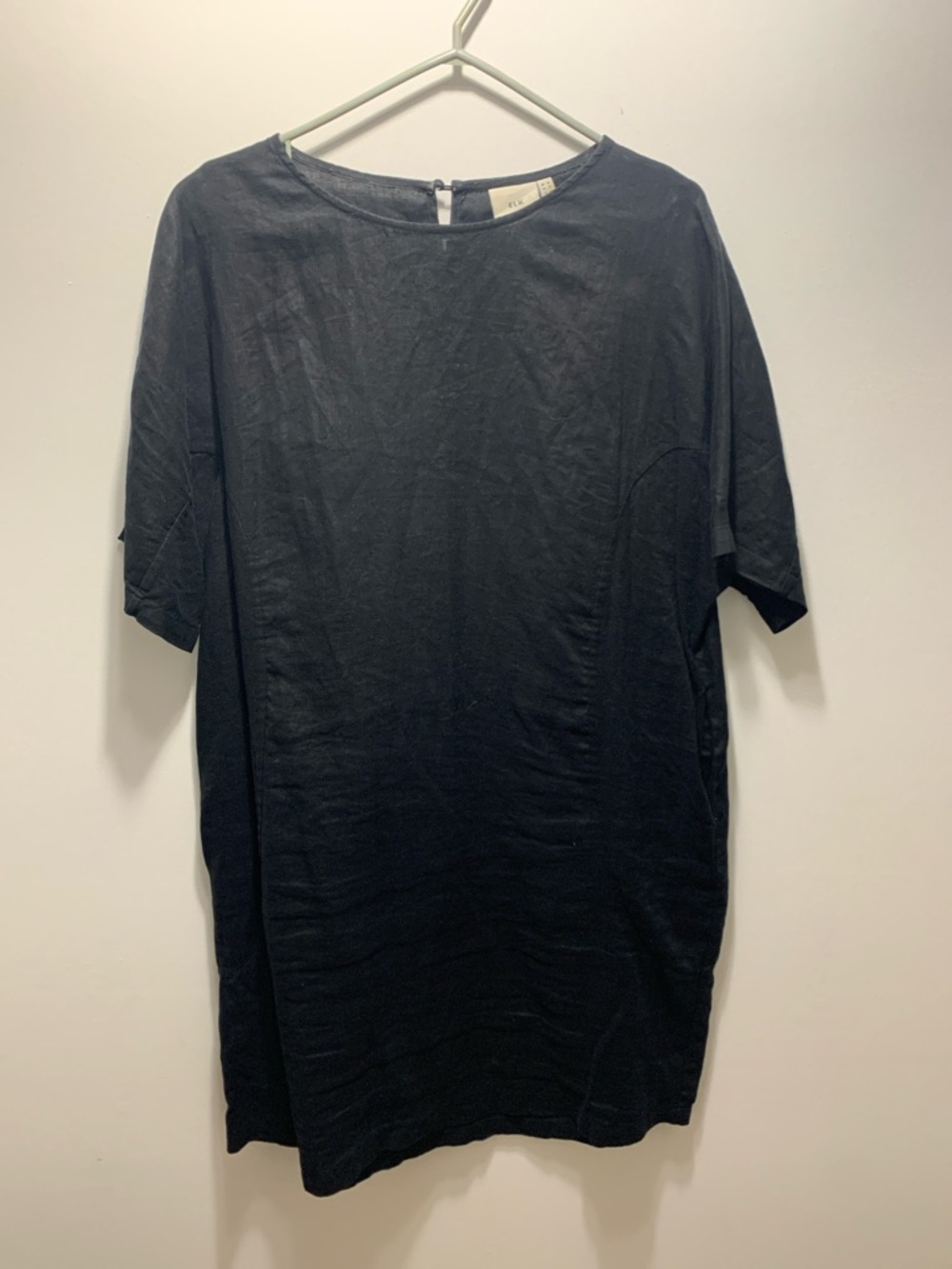 Women’s linen dress